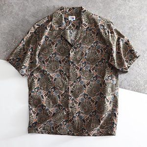 trendy floral shirt